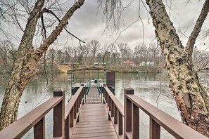 Apartment (0 Bedroom) | Interior - Cozy Heber Springs Cabin w/ Deck & Dock! (Heber Springs)