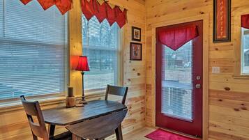 Apartment (0 Bedroom) | Interior