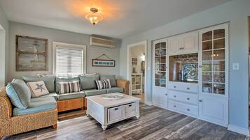 Rumah (5 Bedrooms) | Interior