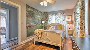 House (5 Bedrooms) | Interior