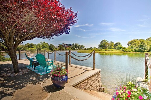 Deluxe Waterford Home w/ Views, Outdoor Bar & More