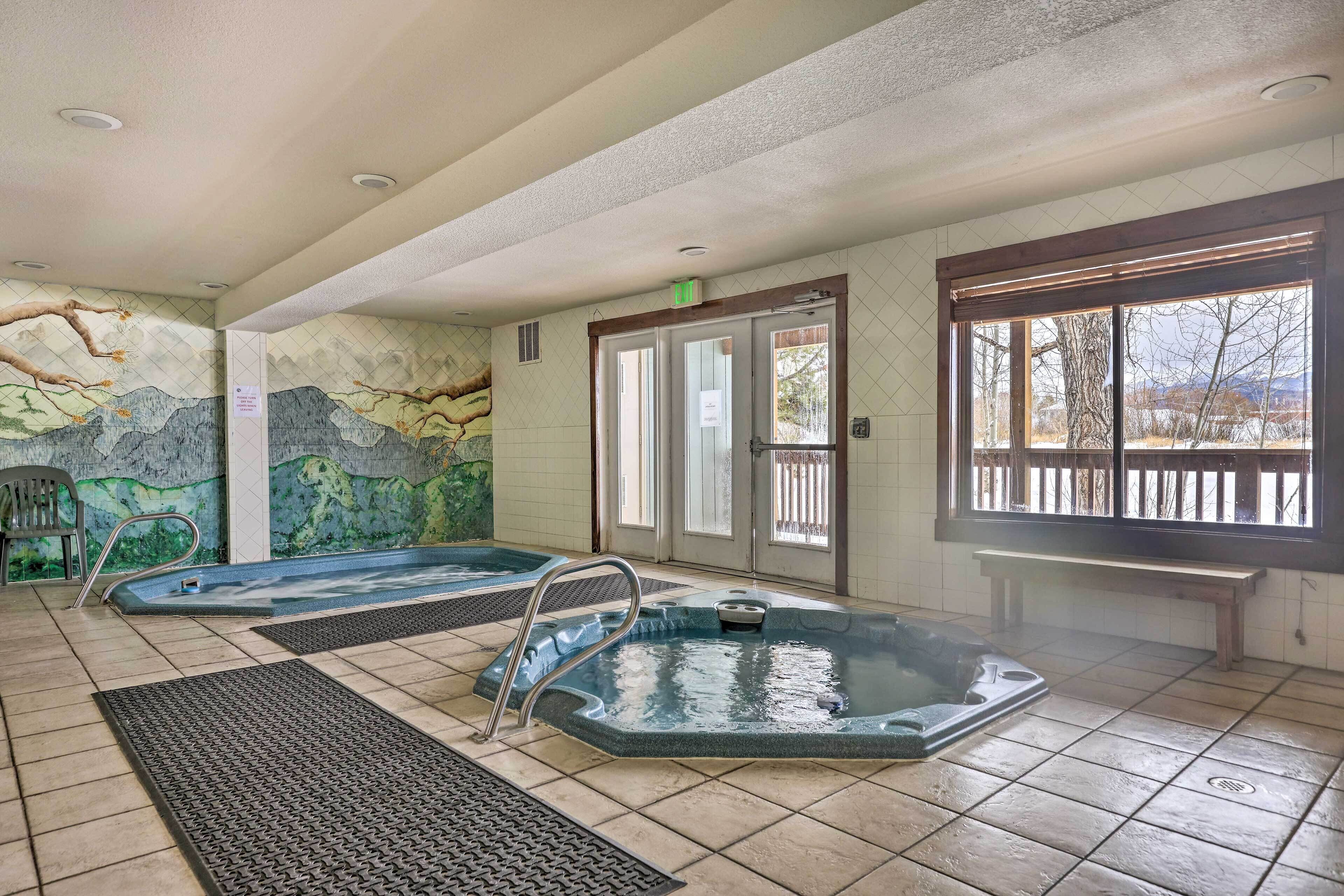 Fraser Condo w/ 2 Hot Tubs, Near Winter Park