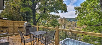 Hilltop Hideaway w/ Scenic Views & Hot Tub!