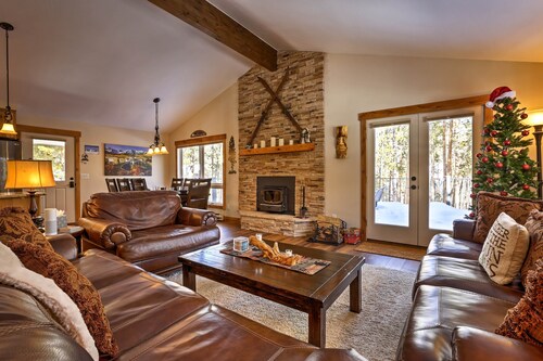 Keystone Home on Snake River w/ Hot Tub + Views!