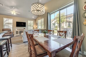 Apartment (3 Bedrooms) | Interior - Desert Rose Townhome: 35 Mi to Zion & State Parks (Washington)