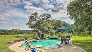 Interior - Extravagant 4,500 Sq Ft Home in Hill Country! (Spring Branch)