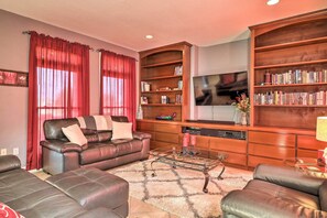 Interior - Extravagant 4,500 Sq Ft Home in Hill Country! (Spring Branch)