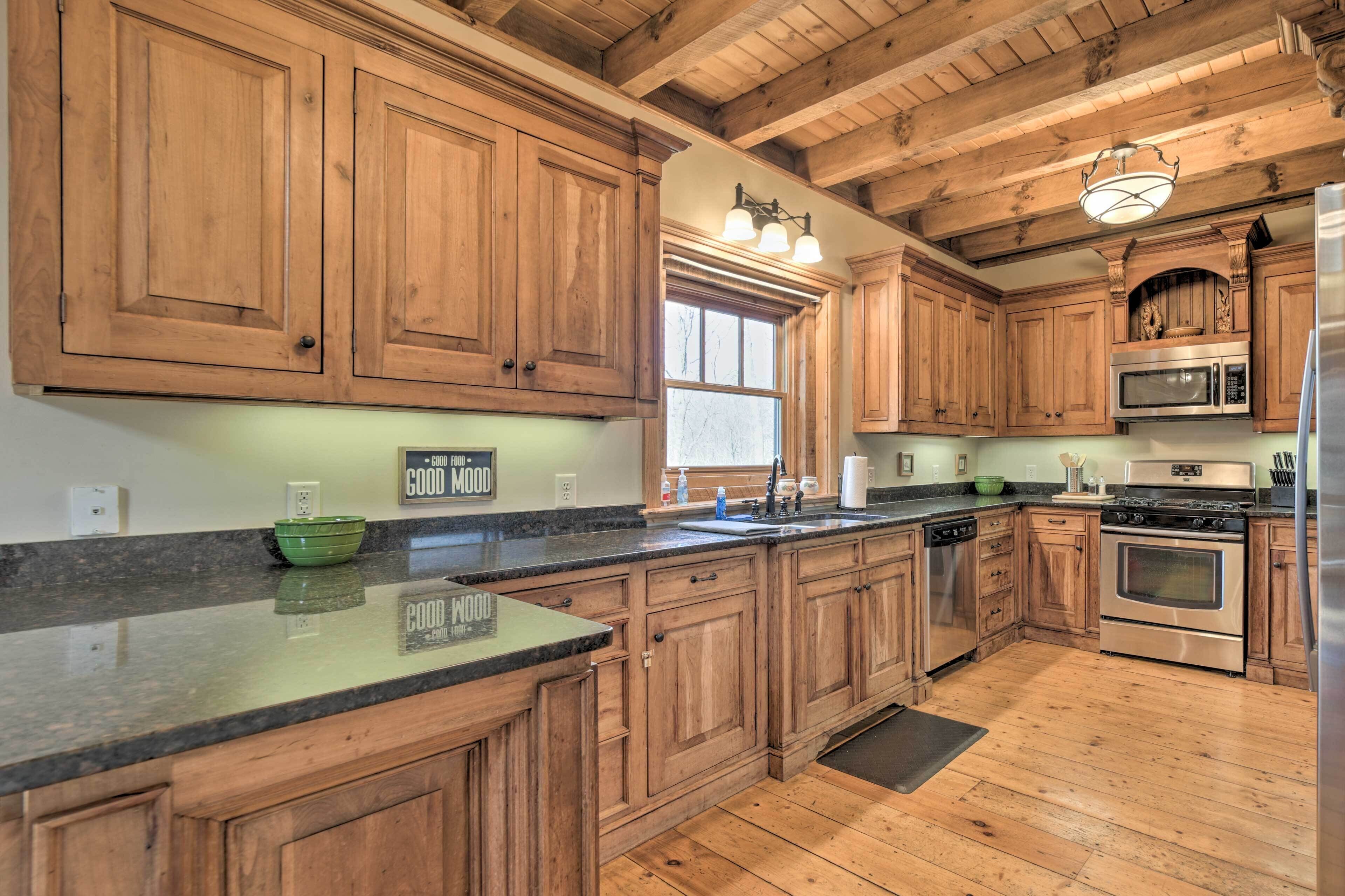 House (4 Bedrooms) | Interior