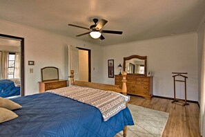 2 間臥室  、床單