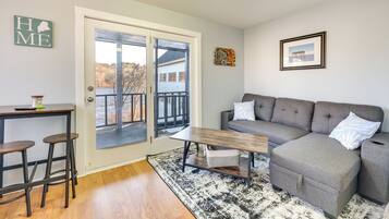 Apartment (1 Bedroom) | Interior