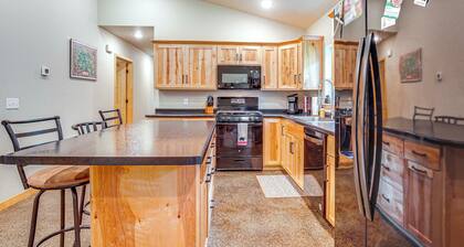 Northwoods Cabin - Near 3 Woodruff Lakes