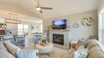 House (2 Bedrooms) | Front of property