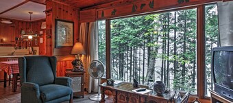 Land O' Lakes Hideaway w/ Boat Dock & Lake Views!