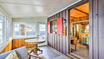 Cottage (3 Bedrooms) | Interior