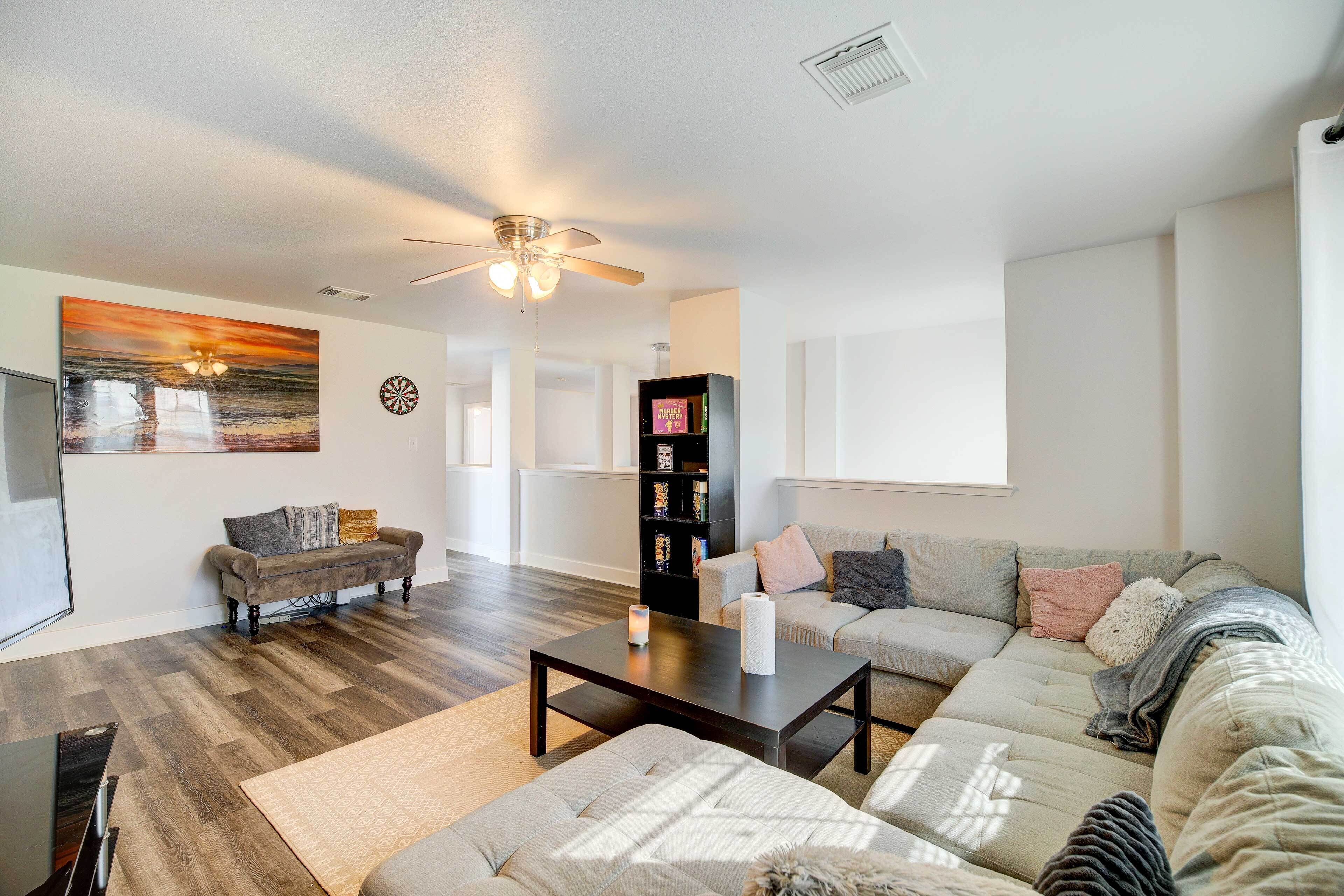 Houston Vacation Rental w/ Private Yard!