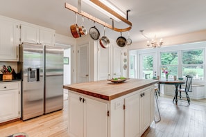 Interior - Maggie Valley Historic Farmhouse on 5 Acres! (Maggie Valley)