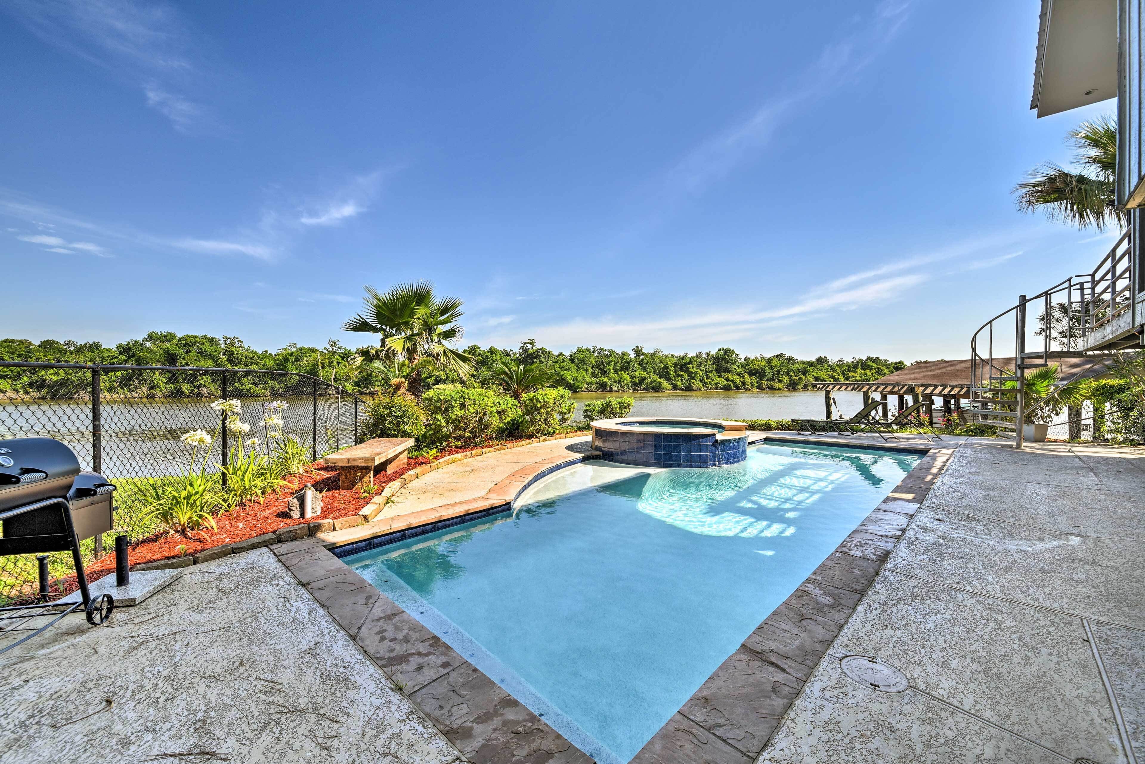 Luxury Home w/ Pool on San Jacinto Riverfront!