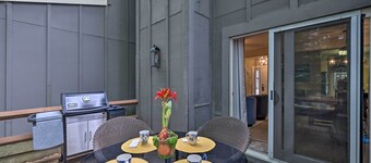 Hike, Ski & Explore: Lake Harmony Retreat w/ Grill