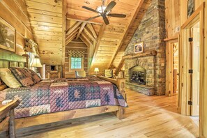 Ferienhaus (3 Bedrooms) | 3 Schlafzimmer, Bügeleisen/Bügelbrett, kostenlose Babybetten, Bettwäsche