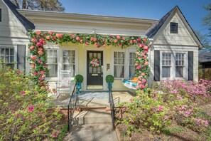 House (3 Bedrooms) | Interior - 'the Pink Azalea' - Tyler Home w/ Yard + Patio! (Tyler)