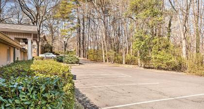 Ideally Located & Updated Chapel Hill Apartment!