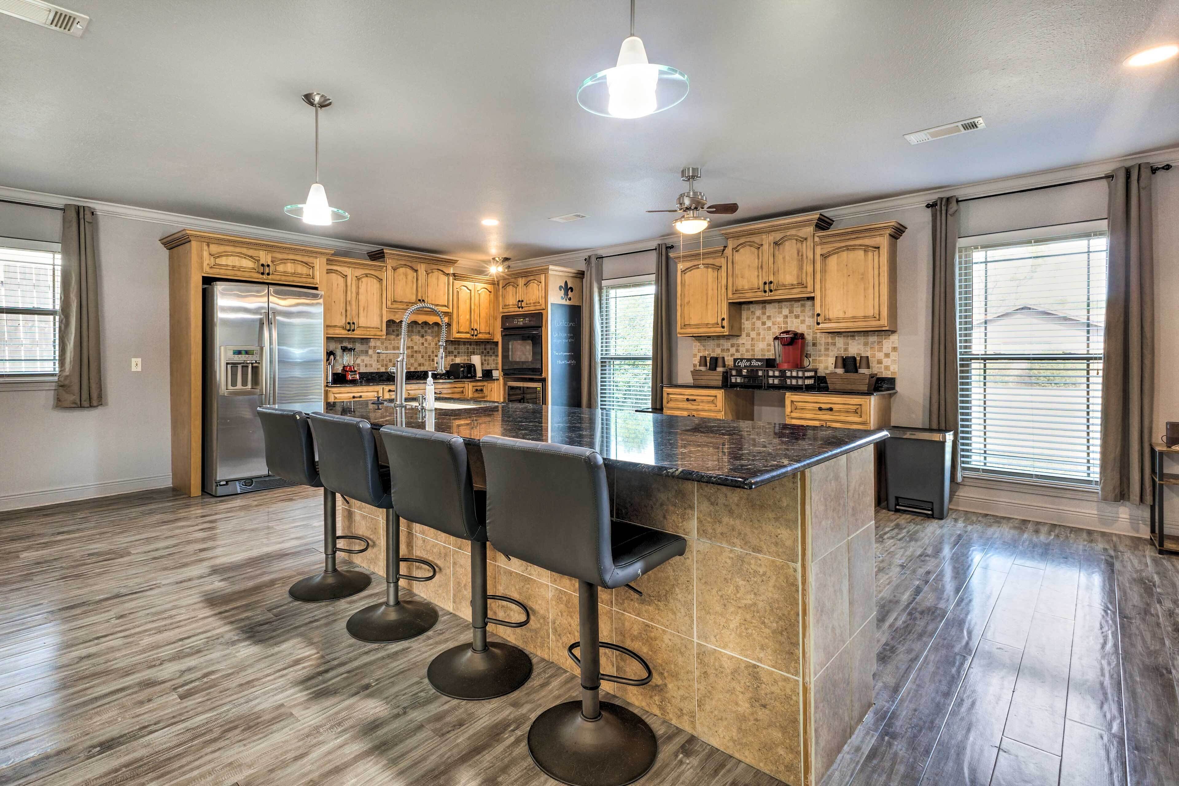 House (4 Bedrooms) | Interior