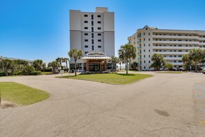 Apartment (2 Bedrooms) | Interior - Gulf Highlands Getaway w/ 6 Pools & Beach Access (Gulf Shores)