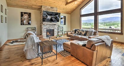 Game Room & Hot Tub: Luxe Grand Lake Retreat!