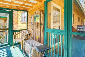 Interior - Murphy Cabin w/ Deck, Grill & Private Pond! (Murphy)