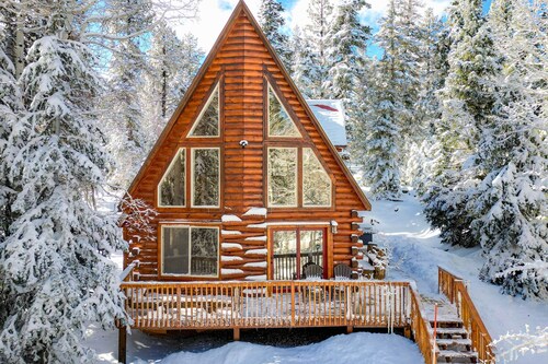 Hike, Bike & Ski: Duck Creek Village A-frame!