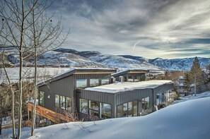 Exterior - Mtn-view Home w/ Hot Tub, 9 Mi to Vail Resort (Avon)