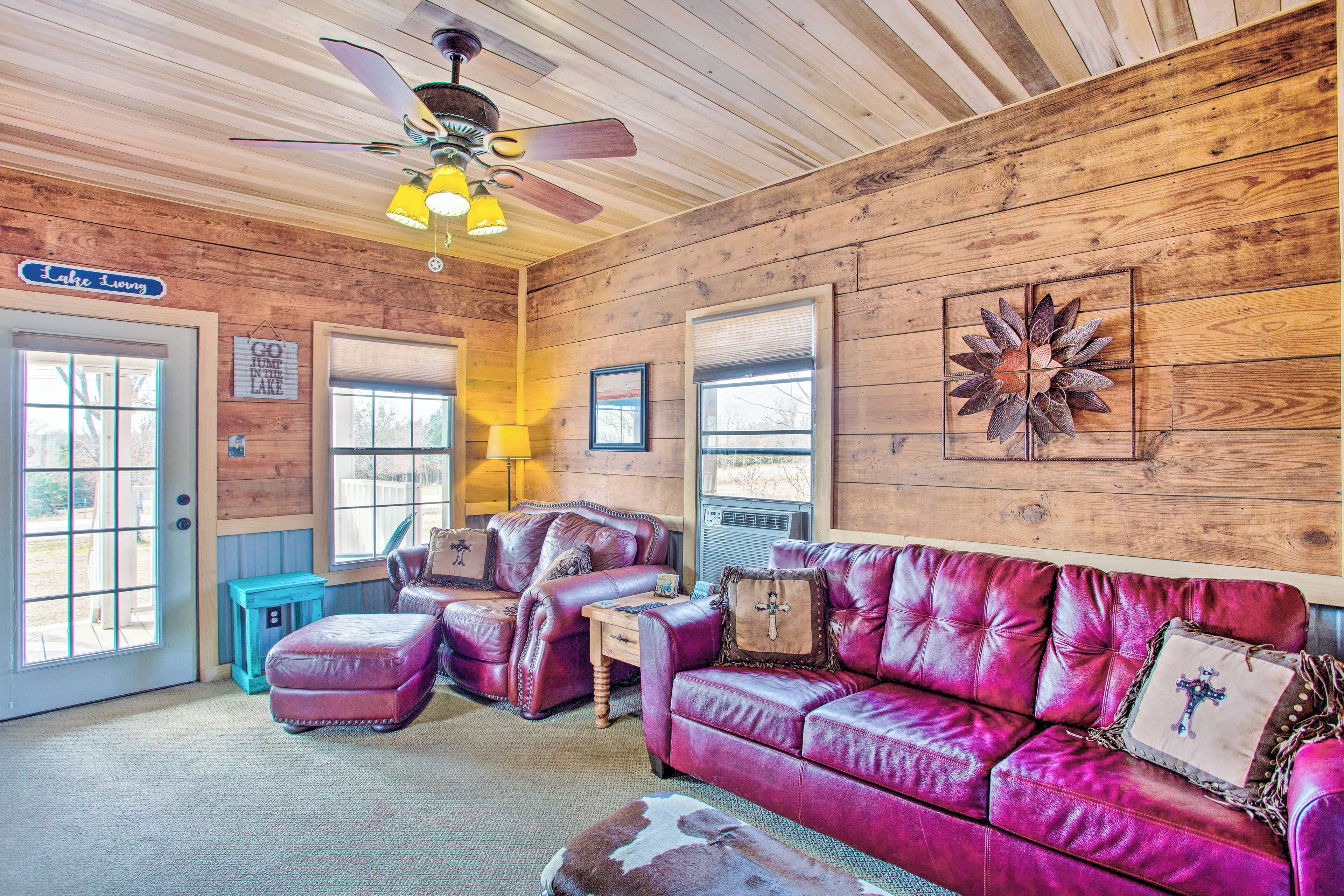 المنشأة من الداخل