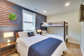 House (3 Bedrooms) | Interior - Mtn Retreat w/ EV Charger Near Bryce Ski & Golf (Mount Jackson)