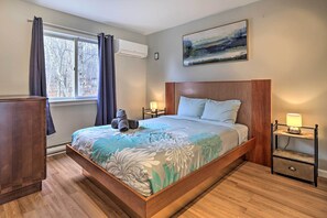 ハウス (5 Bedrooms) | 5 室のベッドルーム、ノートパソコン用作業スペース、アイロン / アイロン台、ベッドシーツ