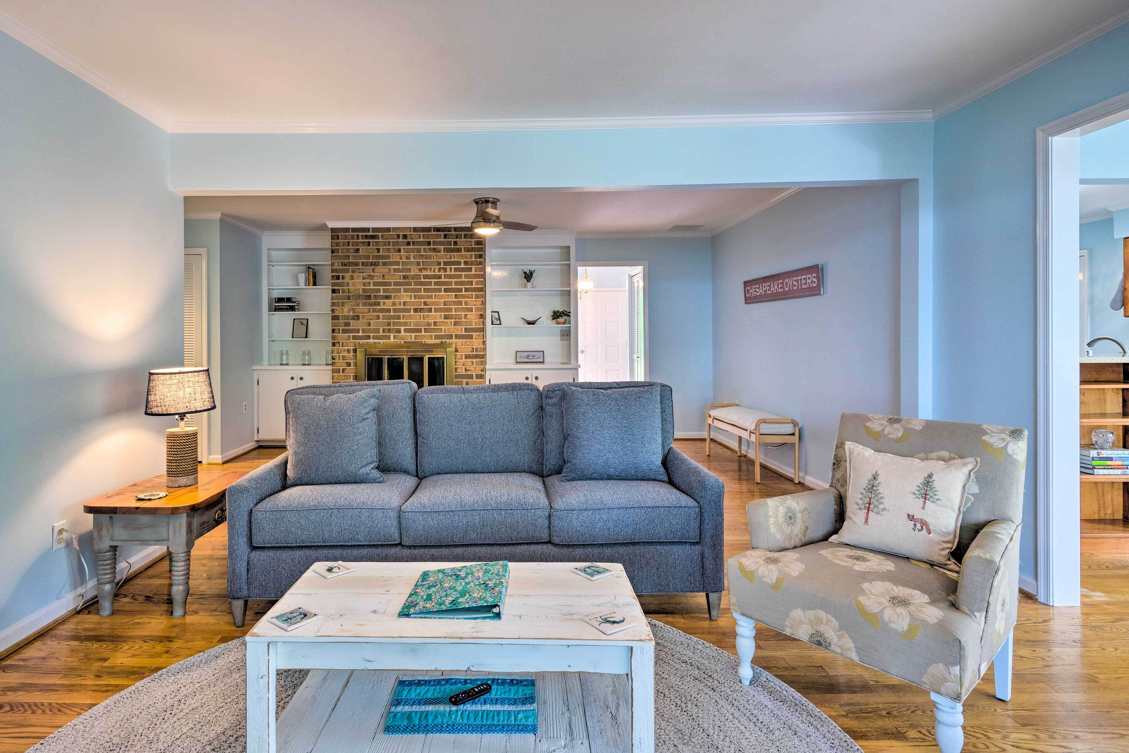 Pet-friendly Weems Retreat w/ Grill & Views!