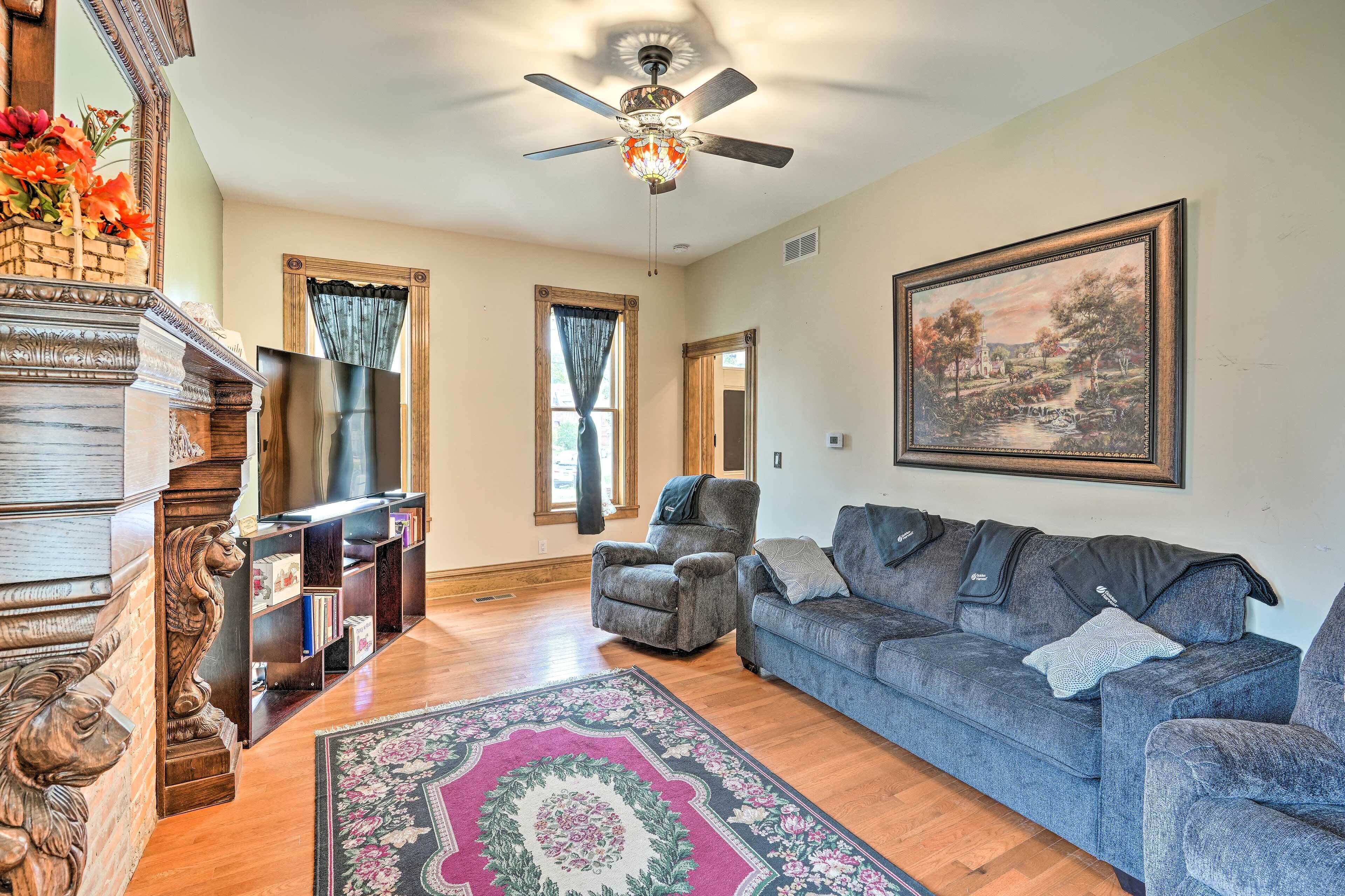 Relaxing Dubuque Home < 1 Mi to Downtown!