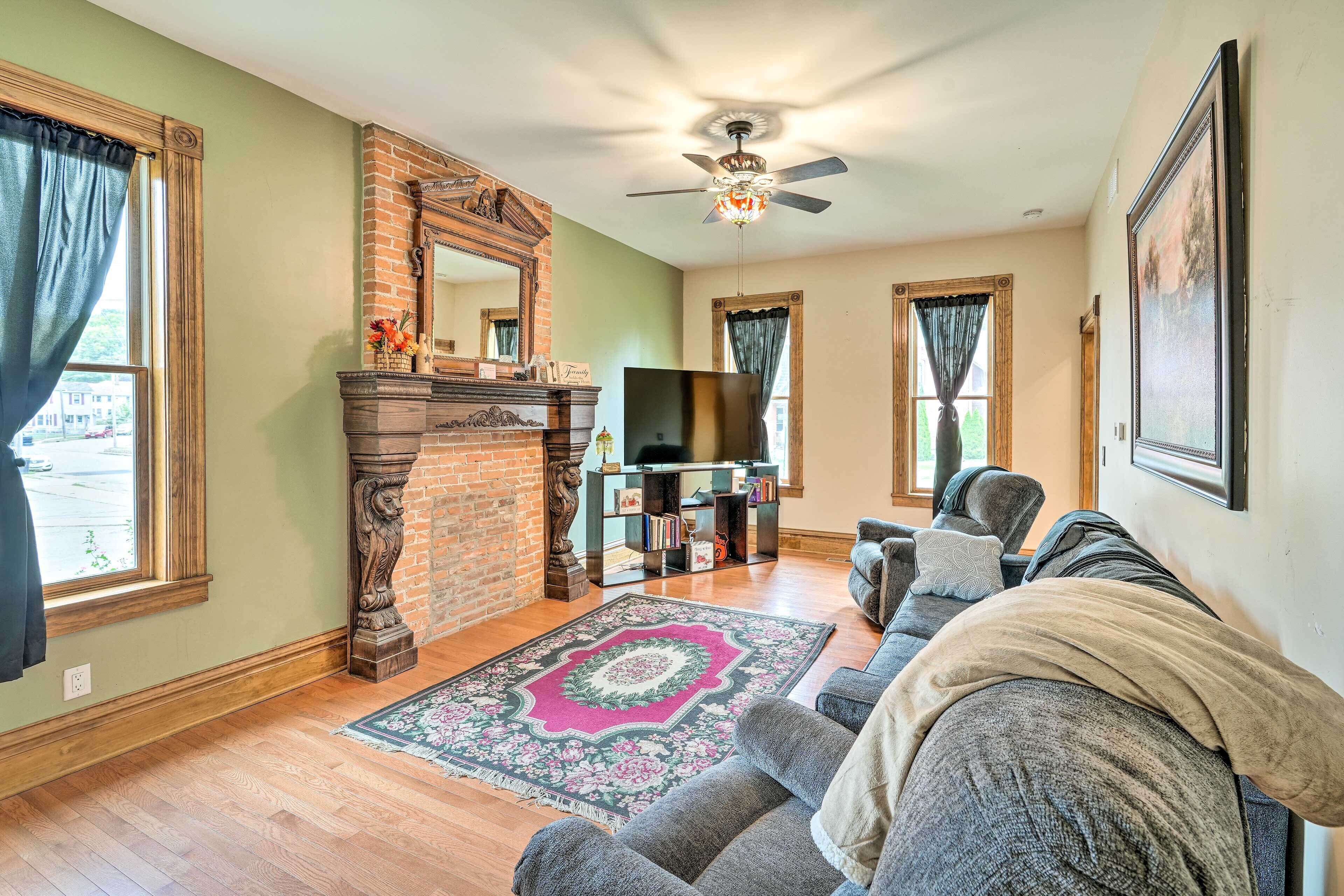 Relaxing Dubuque Home < 1 Mi to Downtown!
