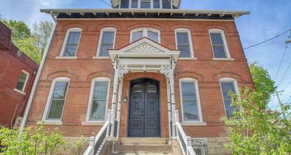 < 1 Mi to Downtown: Historic Dubuque Gem!