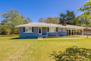 Exterior - Cozy Country Getaway in Grantsboro Near Beaches! (Grantsboro)