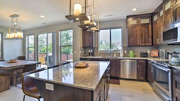 Apartemen (4 Bedrooms) | Interior