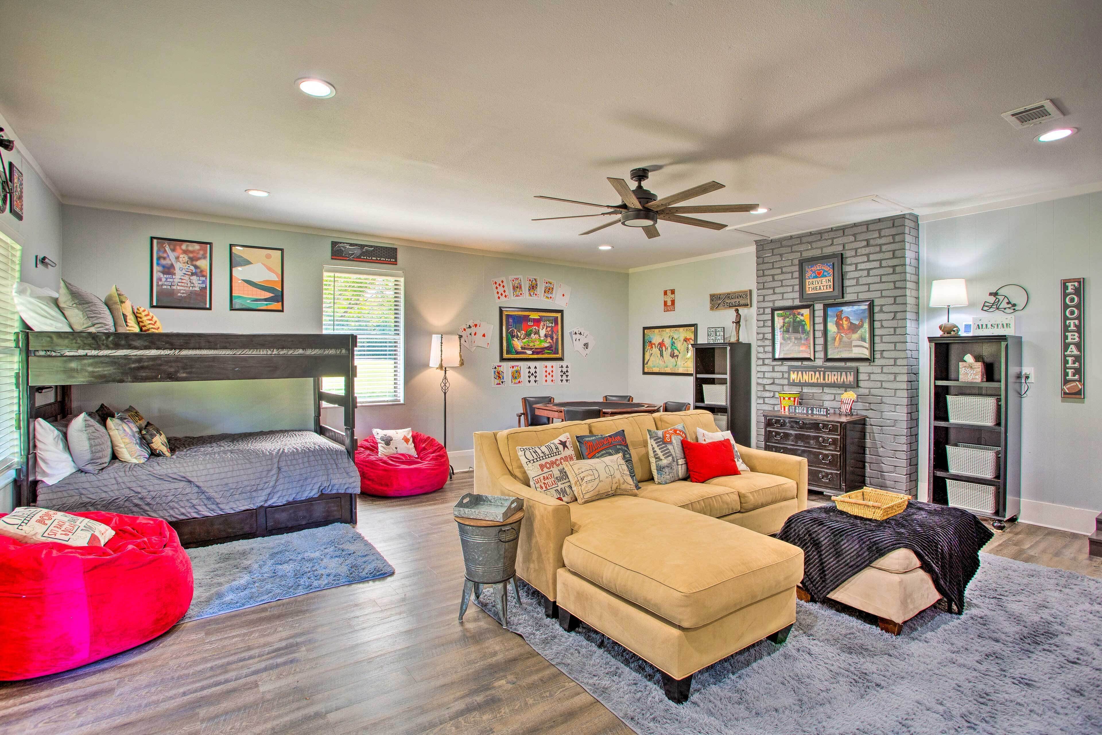 Quaint Mckinney Getaway w/ Game Room + Grill!