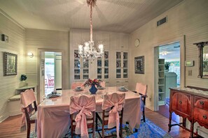 コテージ (5 Bedrooms) | 内装