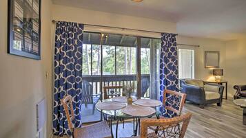 Apartment (1 Bedroom) | Interior