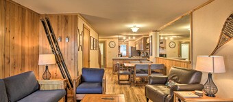 Slopeside Snowshoe Condo - Walk to Ski Lifts!