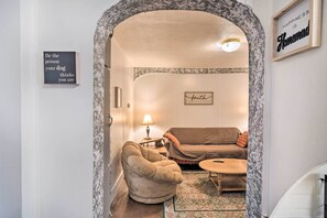 Apartment (1 Bedroom) | Interior