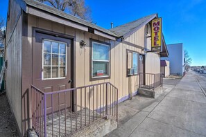 Apartment (1 Bedroom) | Interior