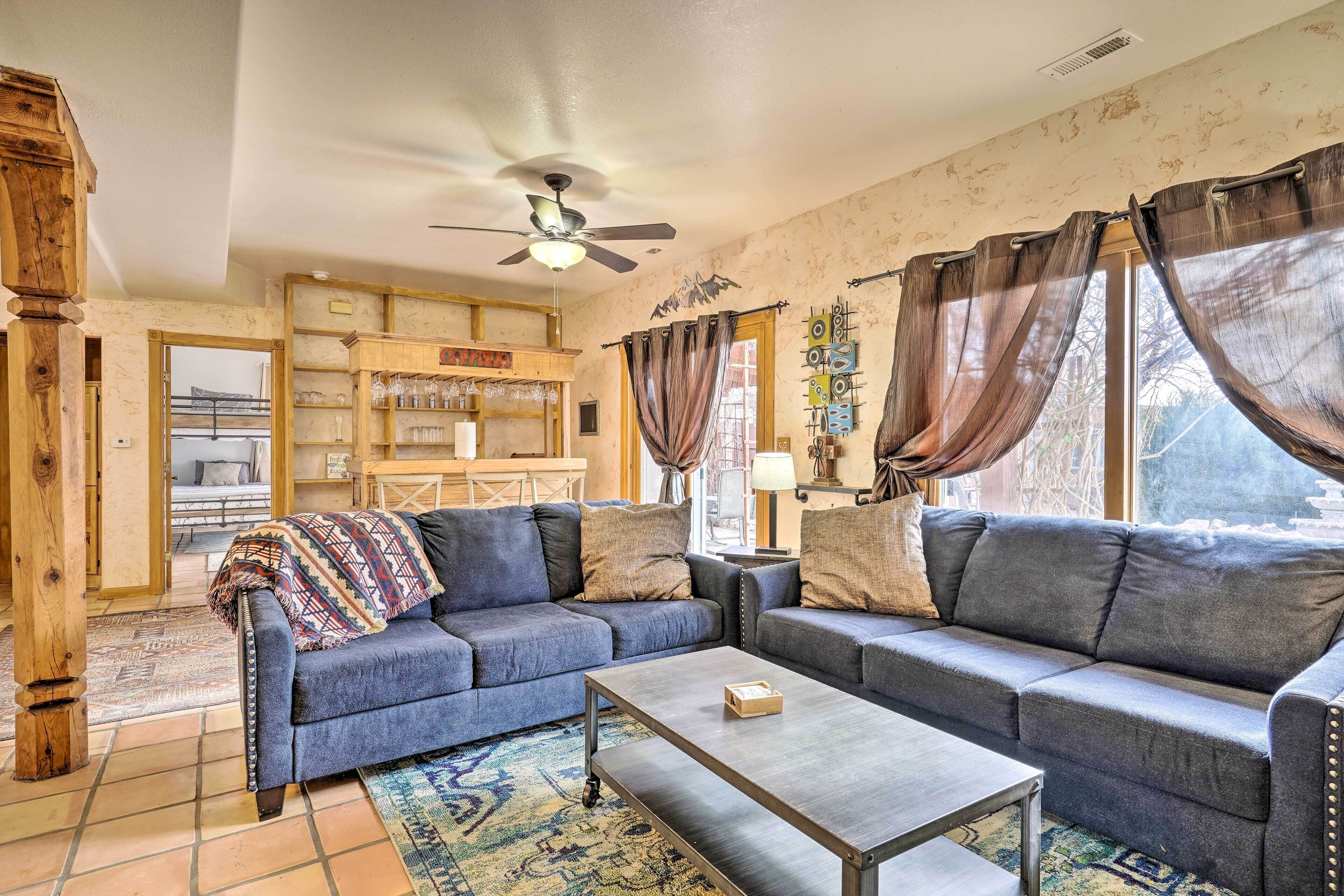 Pet-friendly Pueblo Home: 13 Mi to Downtown