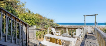 Oceanfront Gem w/ Rooftop Deck: Steps to Sand