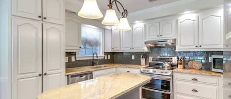 Cottage (3 Bedrooms) | Interior