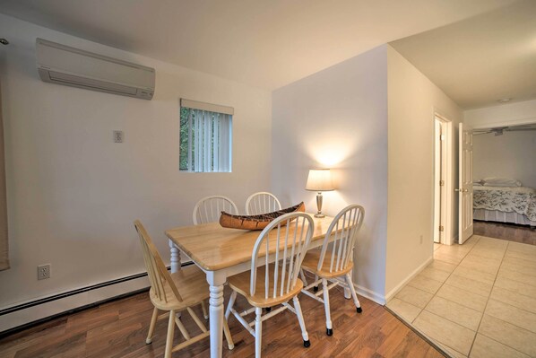 Apartment (1 Bedroom) | Interior